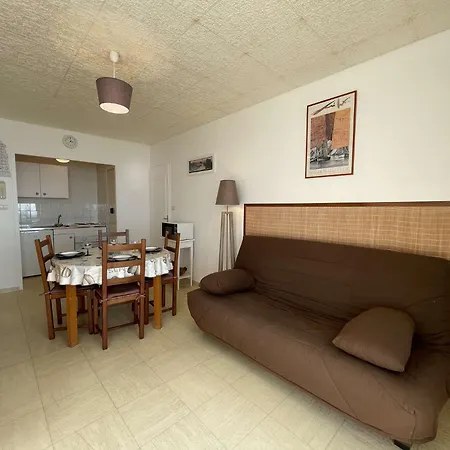 Apartment Sg050-057 2 Pieces 4 Couchages St Gilles Croix De Vie